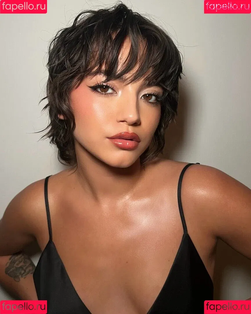 Isabela Merced / isabelamerced Onlyfans Photo Gallery 