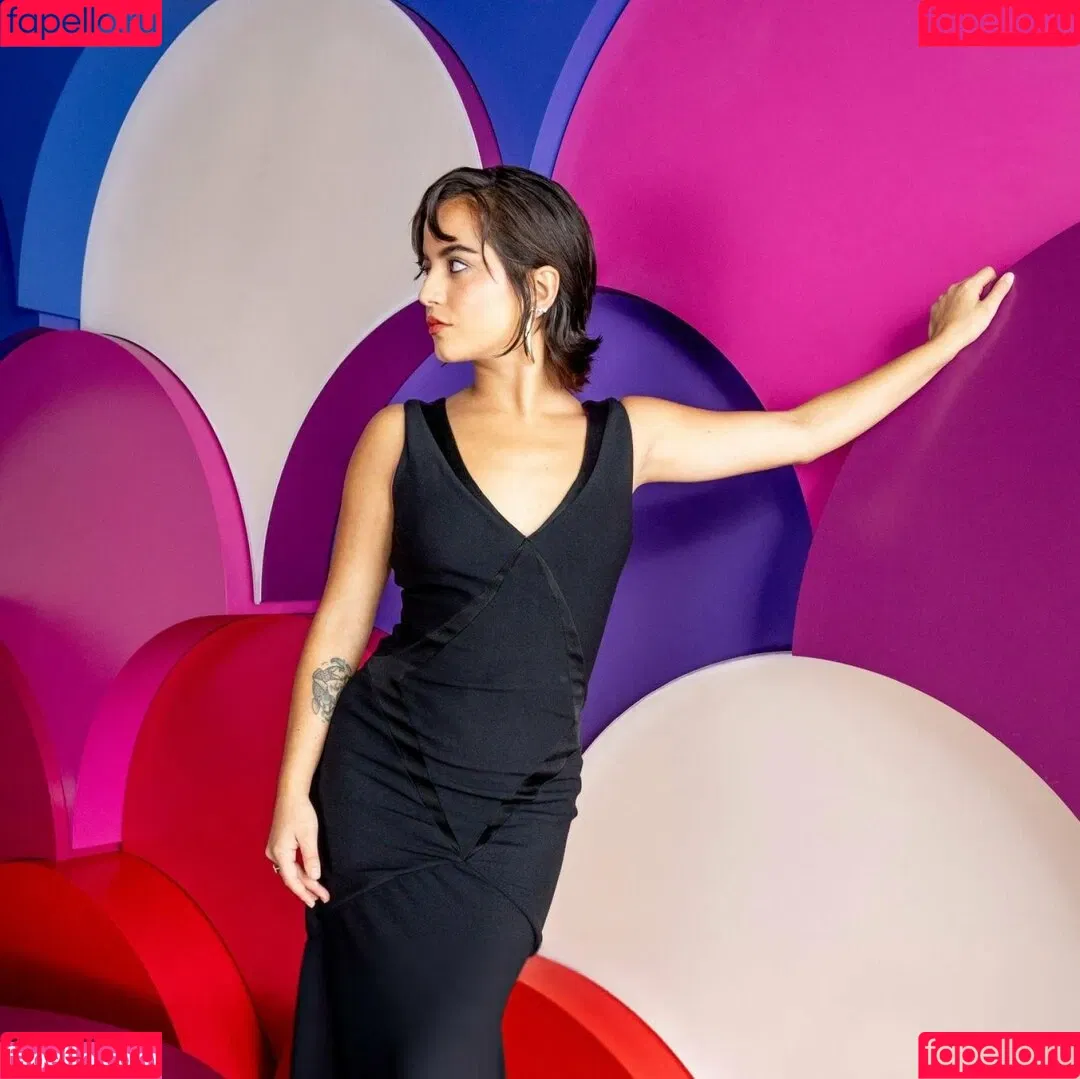 Isabela Merced / isabelamerced Onlyfans Photo Gallery 