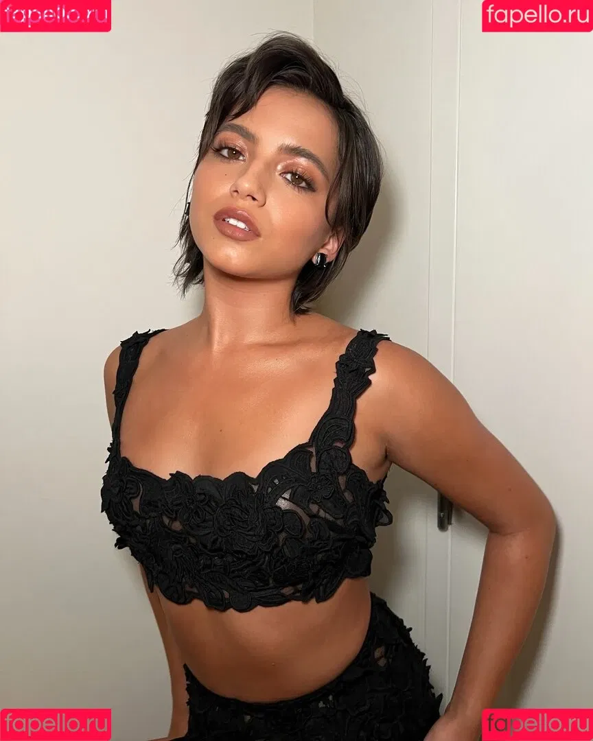 Isabela Merced / isabelamerced Onlyfans Photo Gallery 