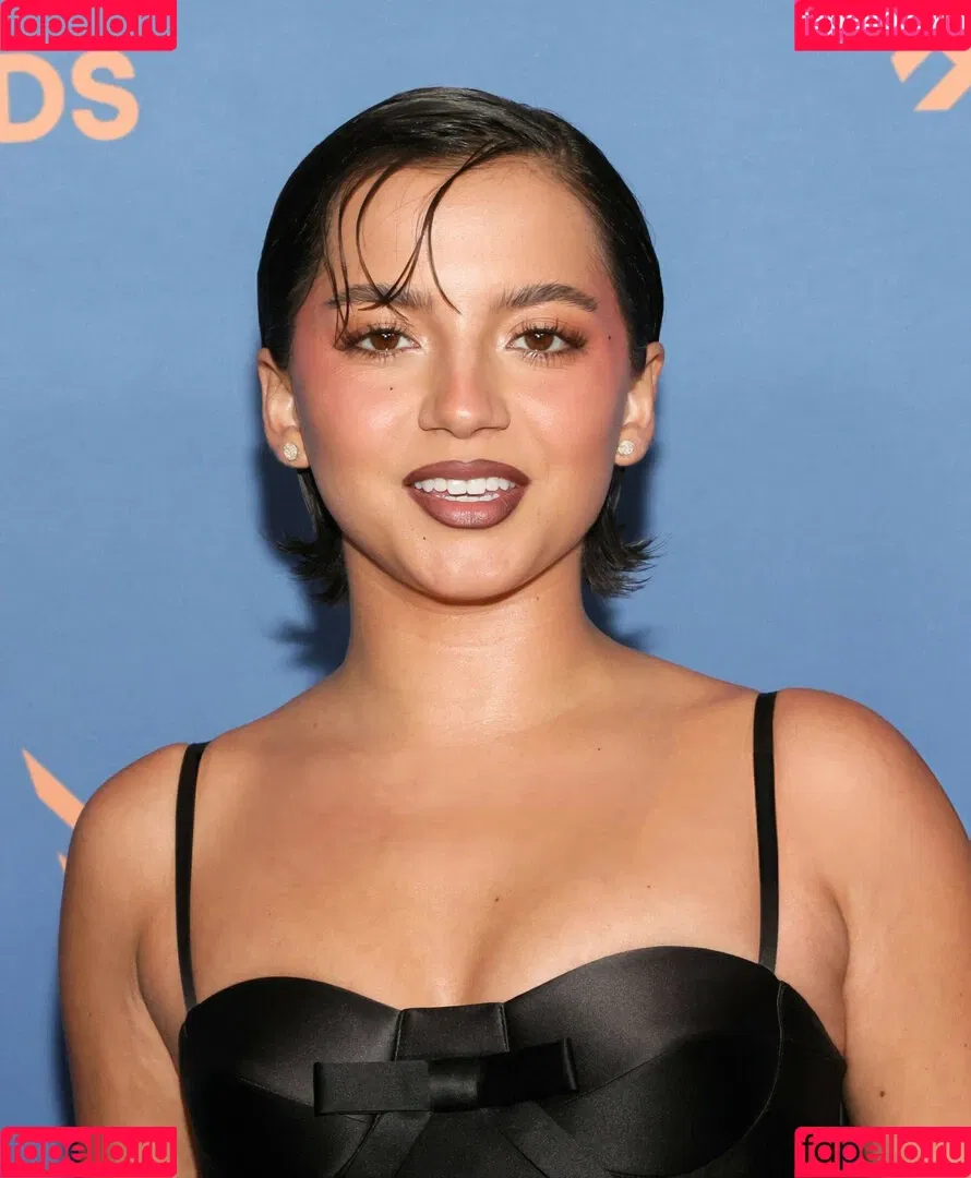 Isabela Merced / isabelamerced Onlyfans Photo Gallery 
