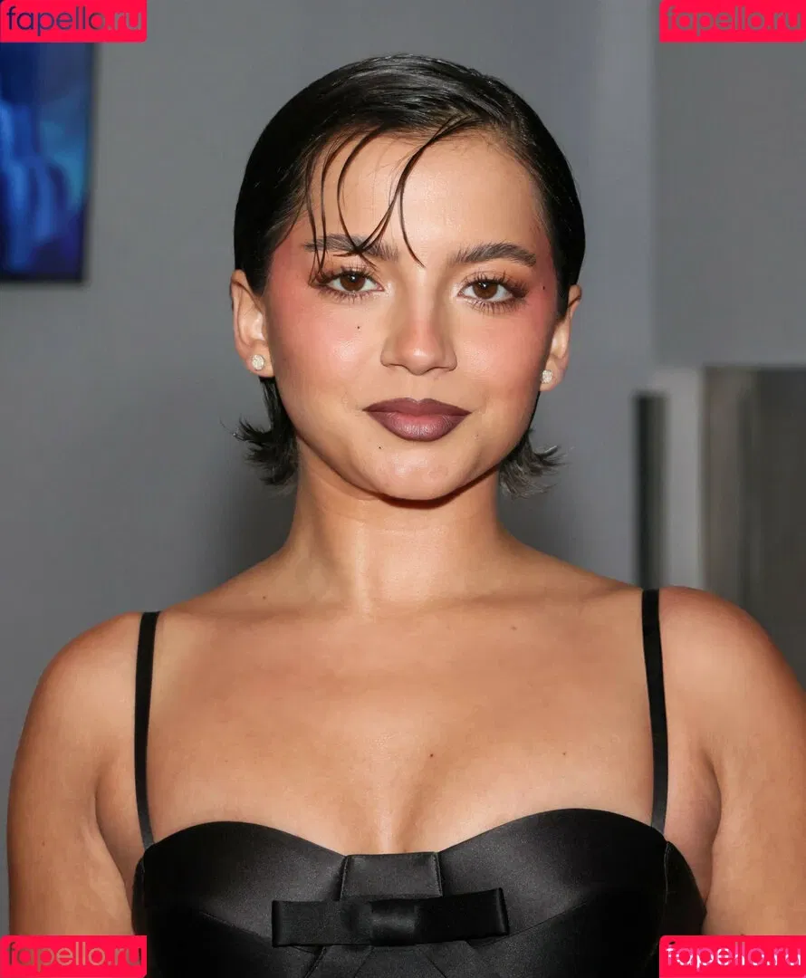 Isabela Merced / isabelamerced Onlyfans Photo Gallery 