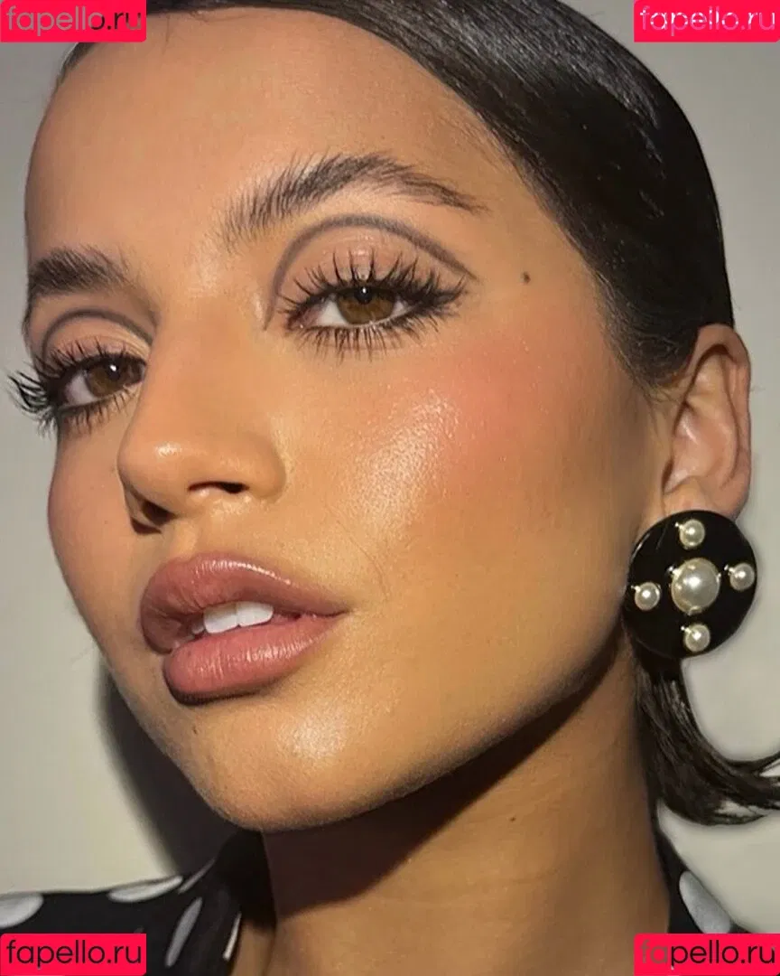 Isabela Merced / isabelamerced Onlyfans Photo Gallery 
