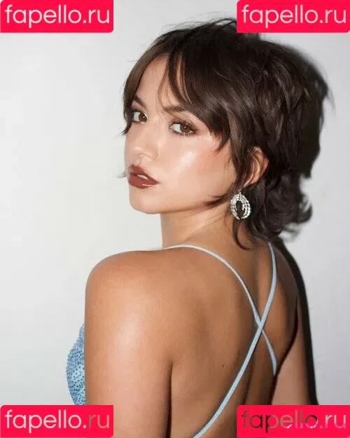 Isabela Merced / isabelamerced Onlyfans Photo Gallery 