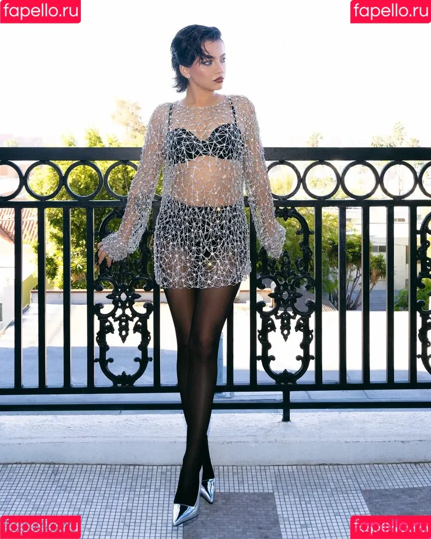 Isabela Merced / isabelamerced Onlyfans Photo Gallery 