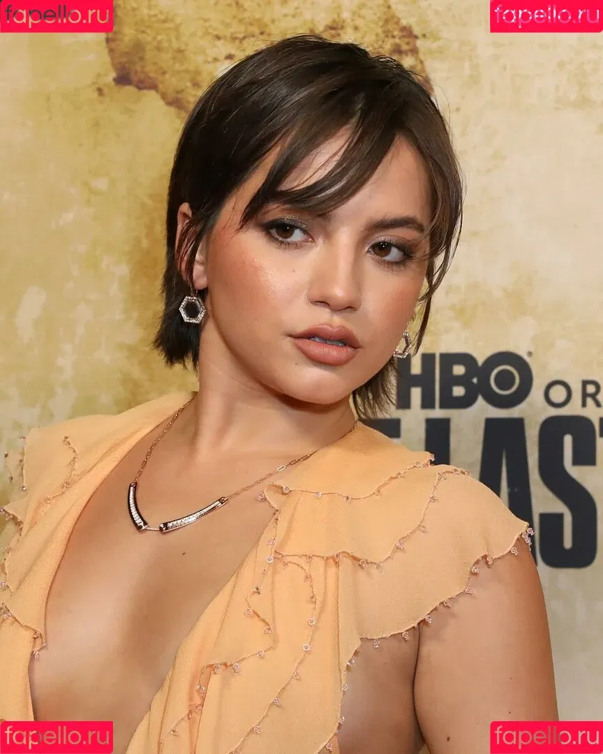 Isabela Merced / isabelamerced Onlyfans Photo Gallery 