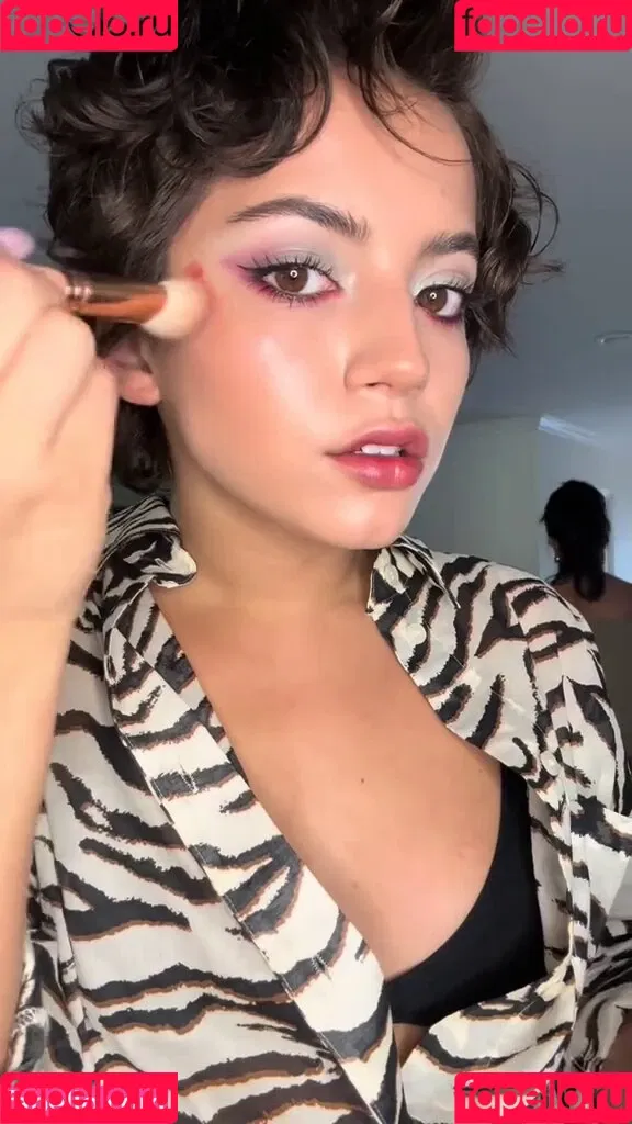 Isabela Merced / isabelamerced Onlyfans Photo Gallery 