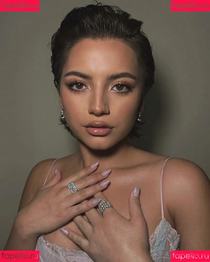 Isabela Merced / isabelamerced Onlyfans Photo Gallery 