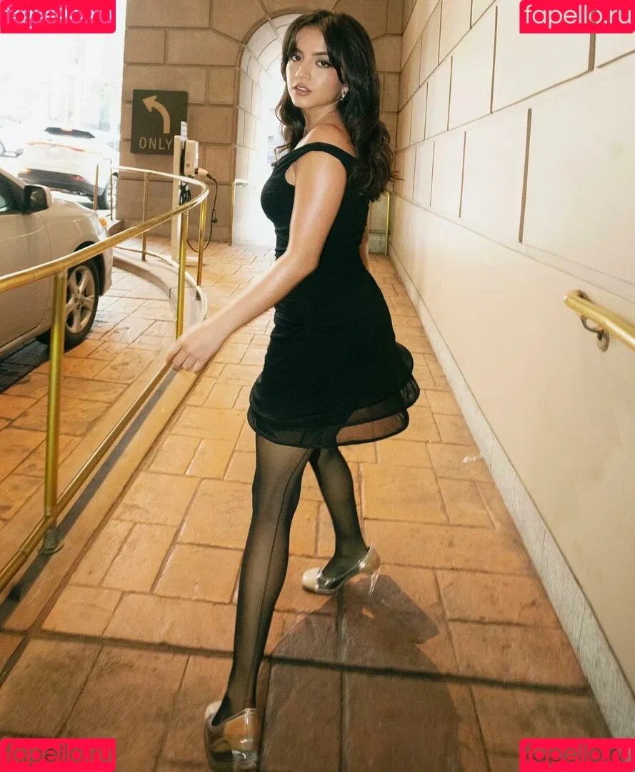 Isabela Merced / isabelamerced Onlyfans Photo Gallery 