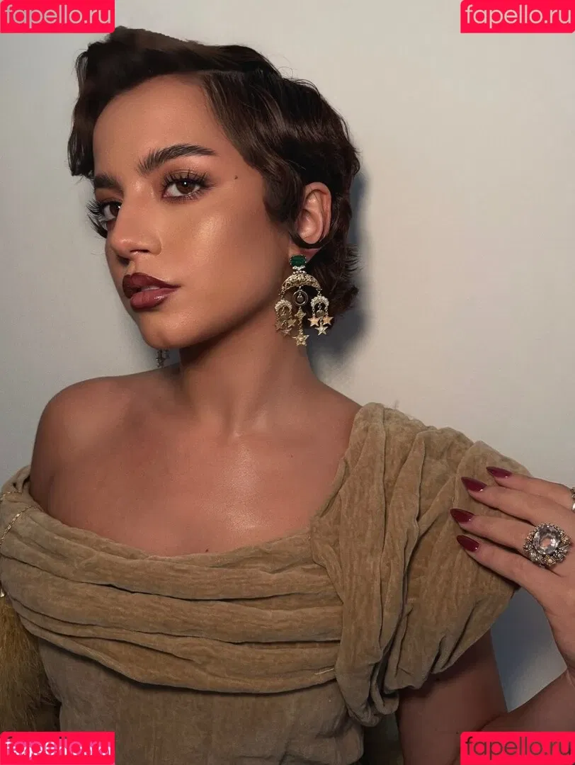 Isabela Merced / isabelamerced Onlyfans Photo Gallery 