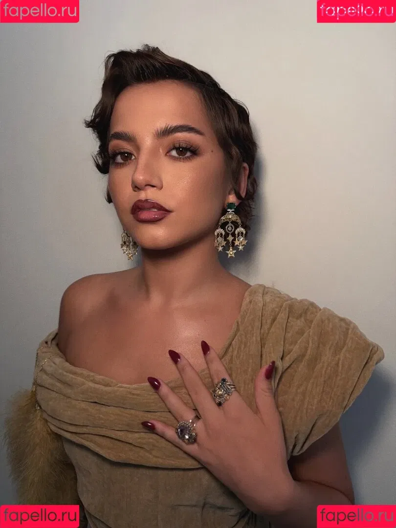 Isabela Merced / isabelamerced Onlyfans Photo Gallery 