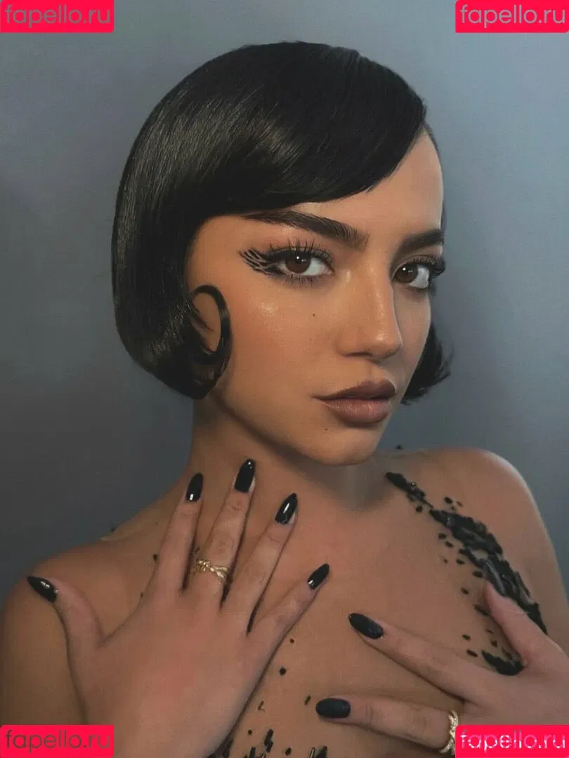 Isabela Merced / isabelamerced Onlyfans Photo Gallery 