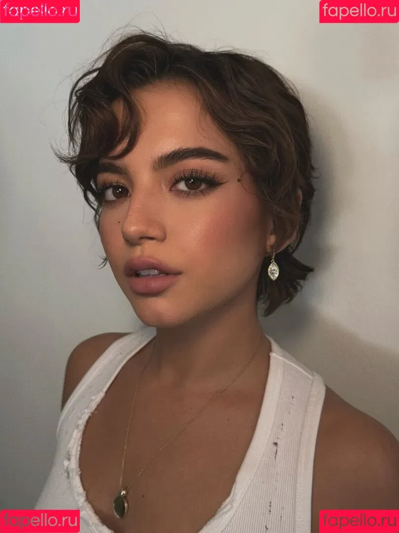 Isabela Merced / isabelamerced Onlyfans Photo Gallery 