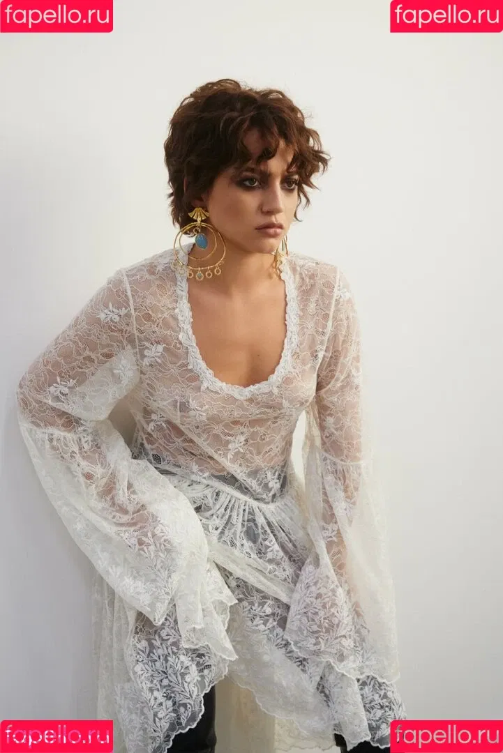 Isabela Merced / isabelamerced Onlyfans Photo Gallery 