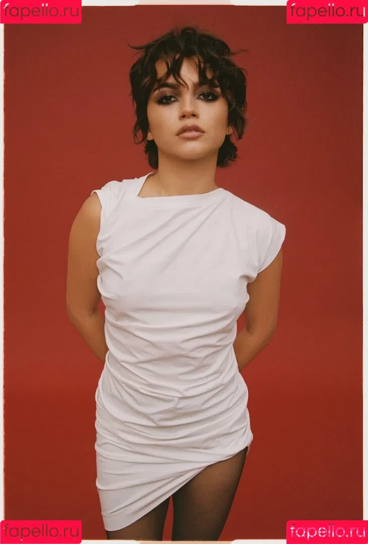 Isabela Merced / isabelamerced Onlyfans Photo Gallery 
