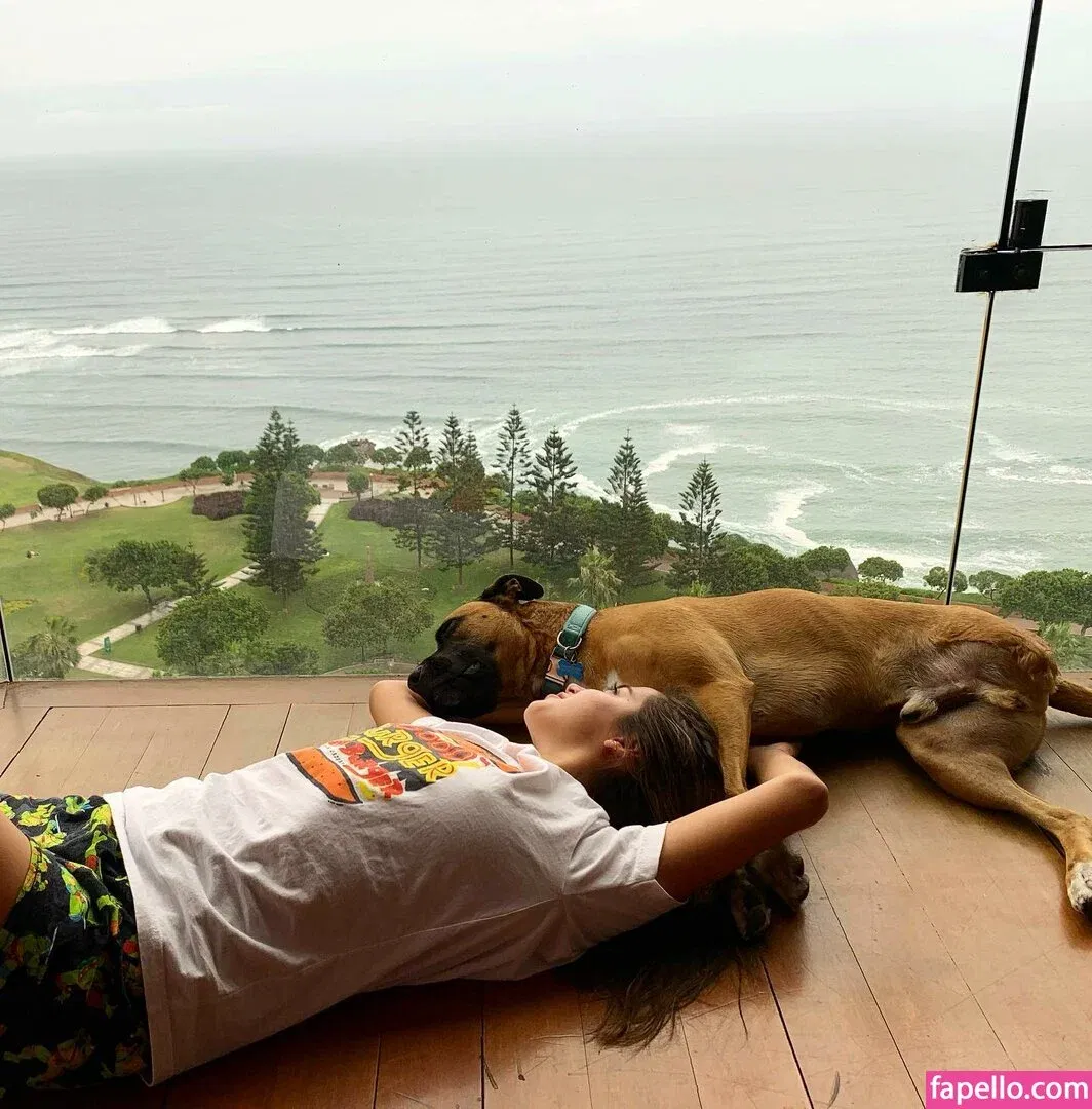 Isabela Merced / isabelamerced Onlyfans Photo Gallery 