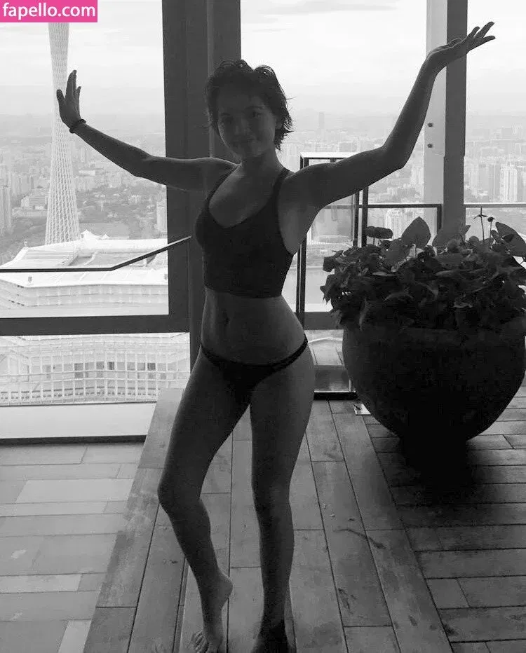 Isabela Merced / isabelamerced Onlyfans Photo Gallery 