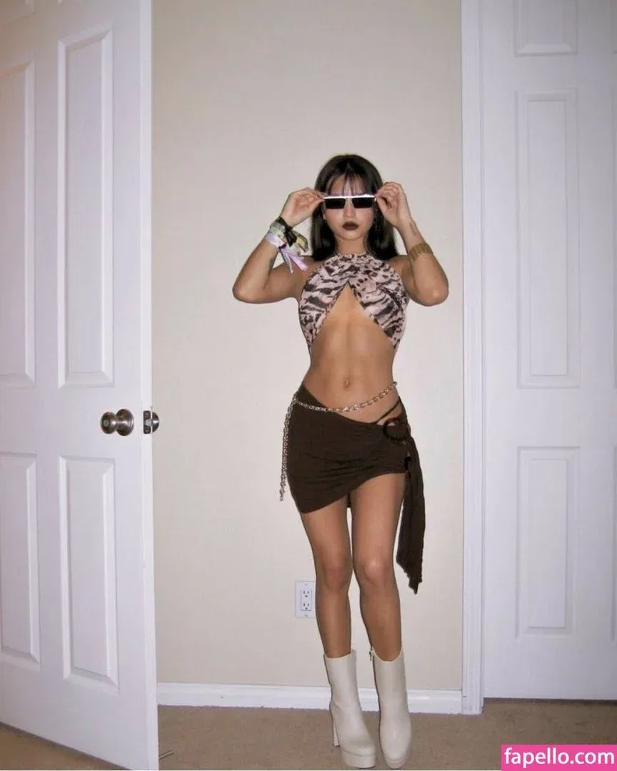 Isabela Merced / isabelamerced Onlyfans Photo Gallery 