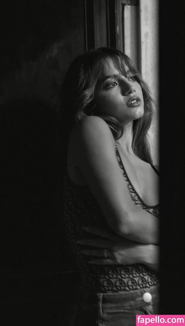 Isabela Merced / isabelamerced Onlyfans Photo Gallery 