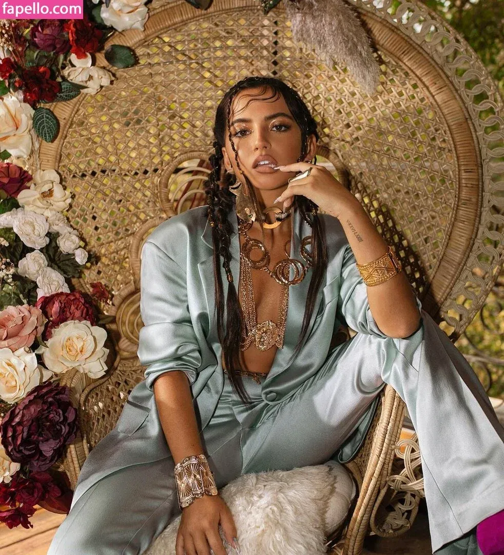 Isabela Merced / isabelamerced Onlyfans Photo Gallery 