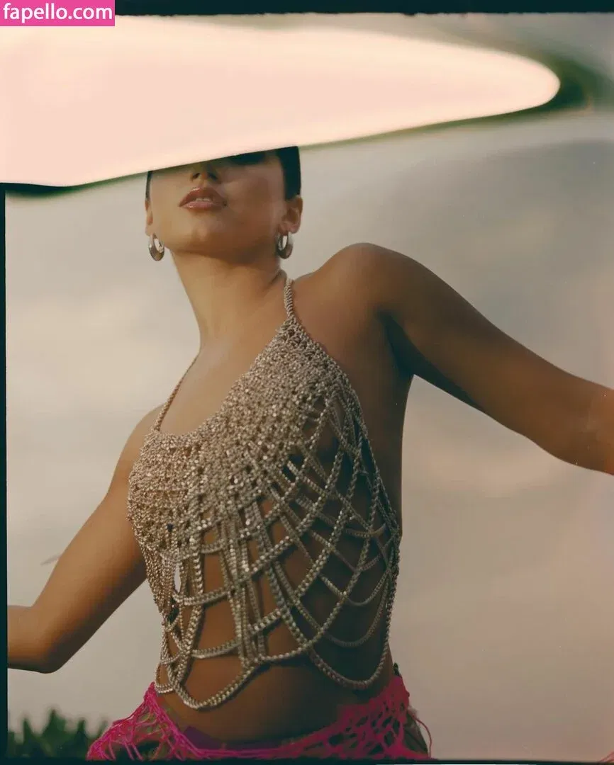 Isabela Merced / isabelamerced Onlyfans Photo Gallery 