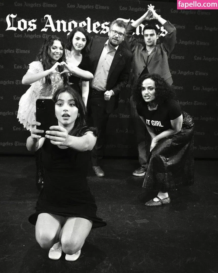 Isabela Merced / isabelamerced Onlyfans Photo Gallery 