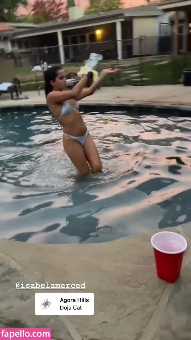Isabela Merced / isabelamerced Onlyfans Photo Gallery 