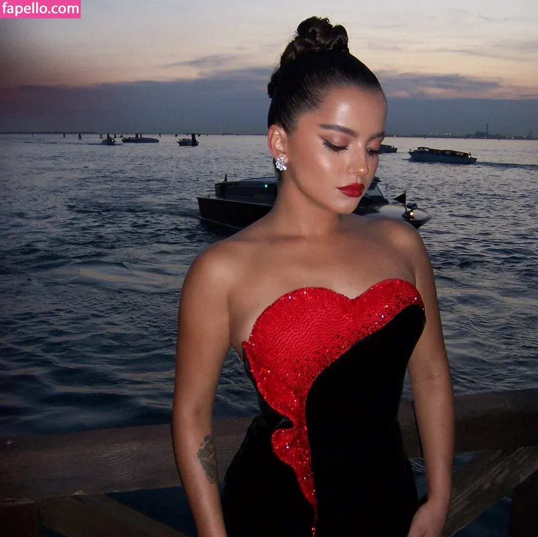 Isabela Merced / isabelamerced Onlyfans Photo Gallery 