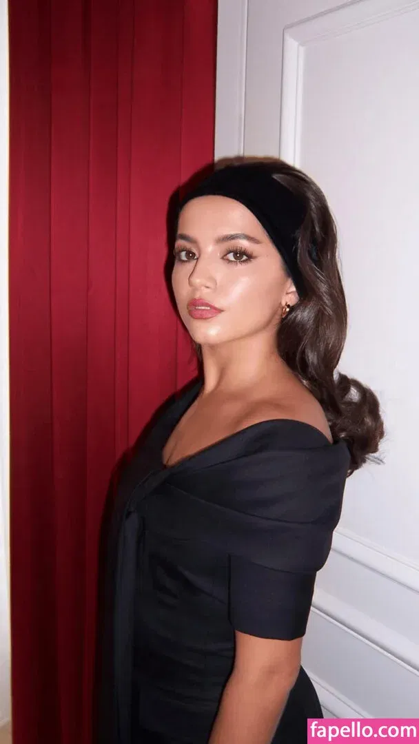 Isabela Merced / isabelamerced Onlyfans Photo Gallery 