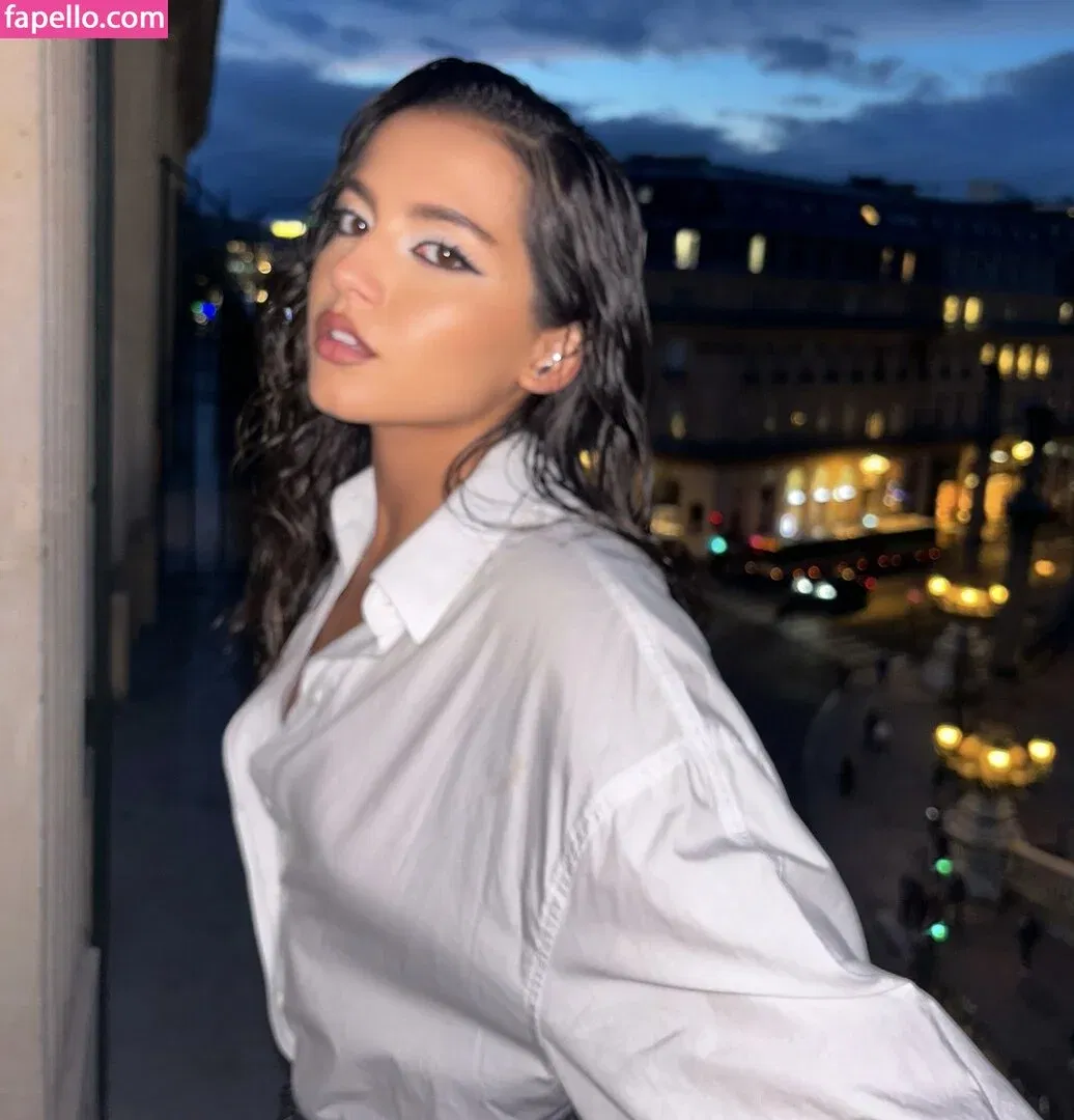 Isabela Merced / isabelamerced Onlyfans Photo Gallery 