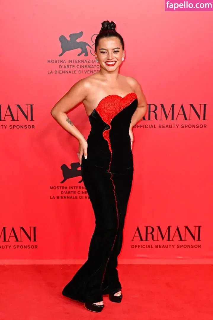 Isabela Merced / isabelamerced Onlyfans Photo Gallery 