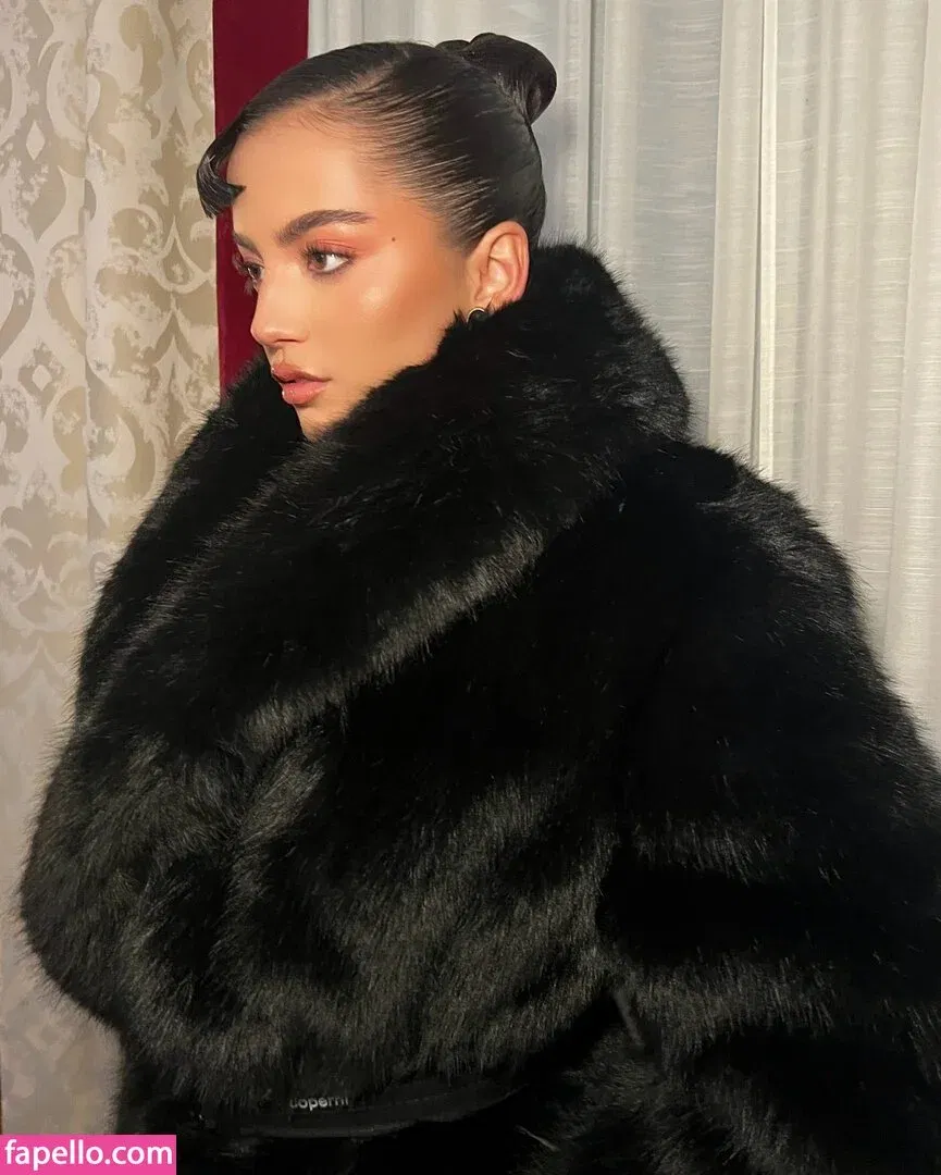 Isabela Merced / isabelamerced Onlyfans Photo Gallery 