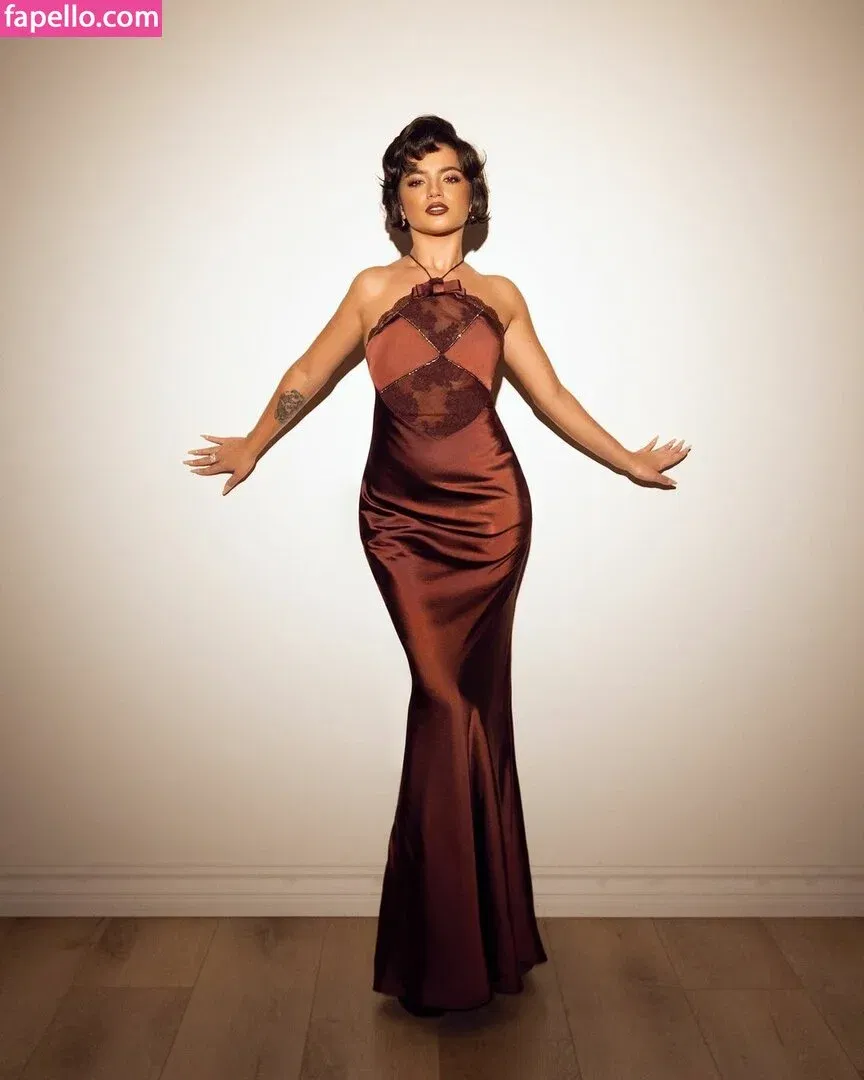 Isabela Merced / isabelamerced Onlyfans Photo Gallery 