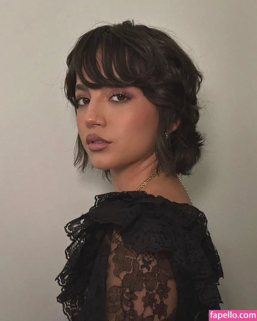 Isabela Merced / isabelamerced Onlyfans Photo Gallery 