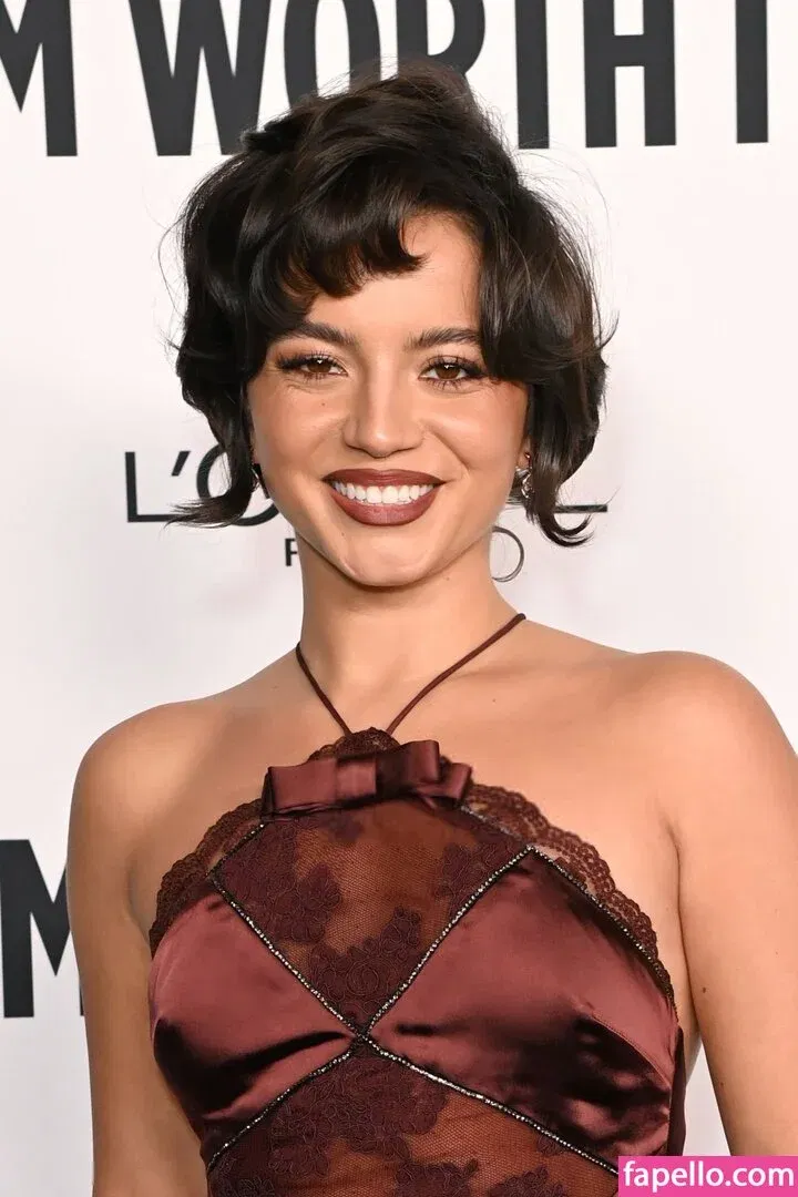 Isabela Merced / isabelamerced Onlyfans Photo Gallery 