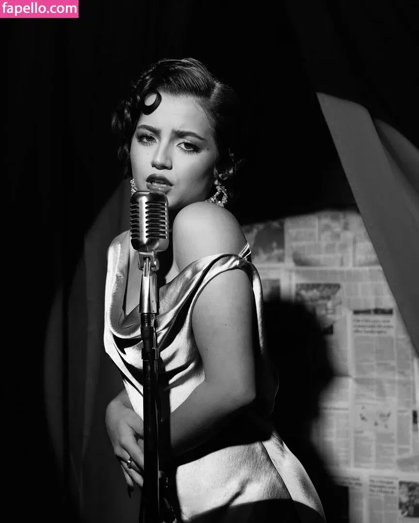 Isabela Merced / isabelamerced Onlyfans Photo Gallery 