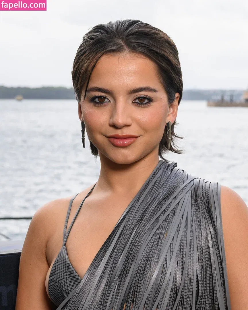 Isabela Merced / isabelamerced Onlyfans Photo Gallery 