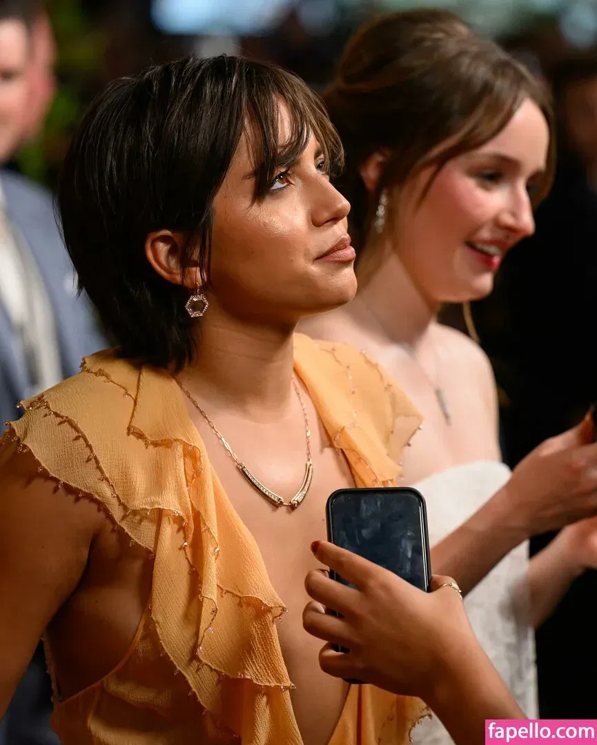 Isabela Merced / isabelamerced Onlyfans Photo Gallery 