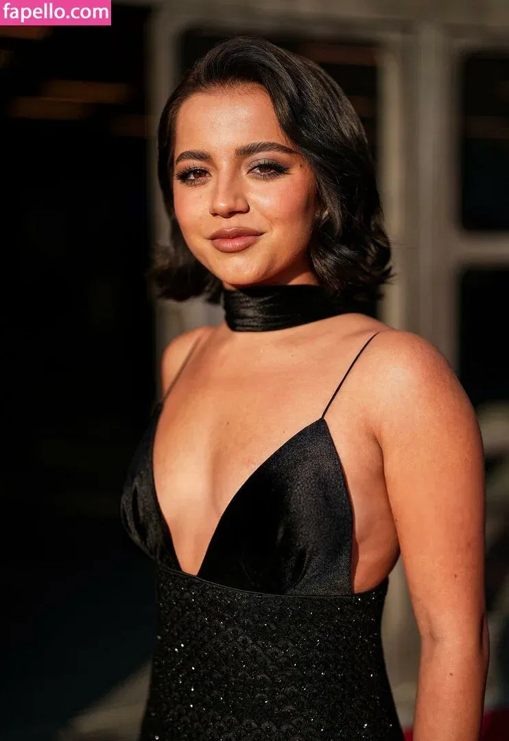 Isabela Merced / isabelamerced Onlyfans Photo Gallery 
