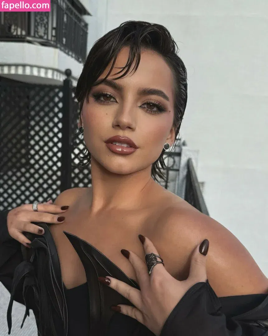 Isabela Merced / isabelamerced Onlyfans Photo Gallery 
