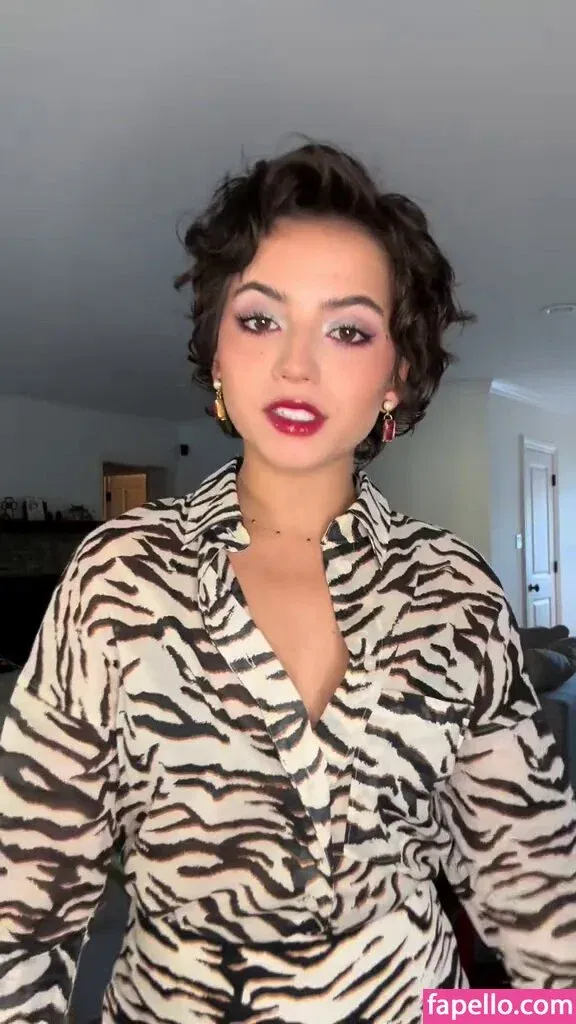 Isabela Merced / isabelamerced Onlyfans Photo Gallery 
