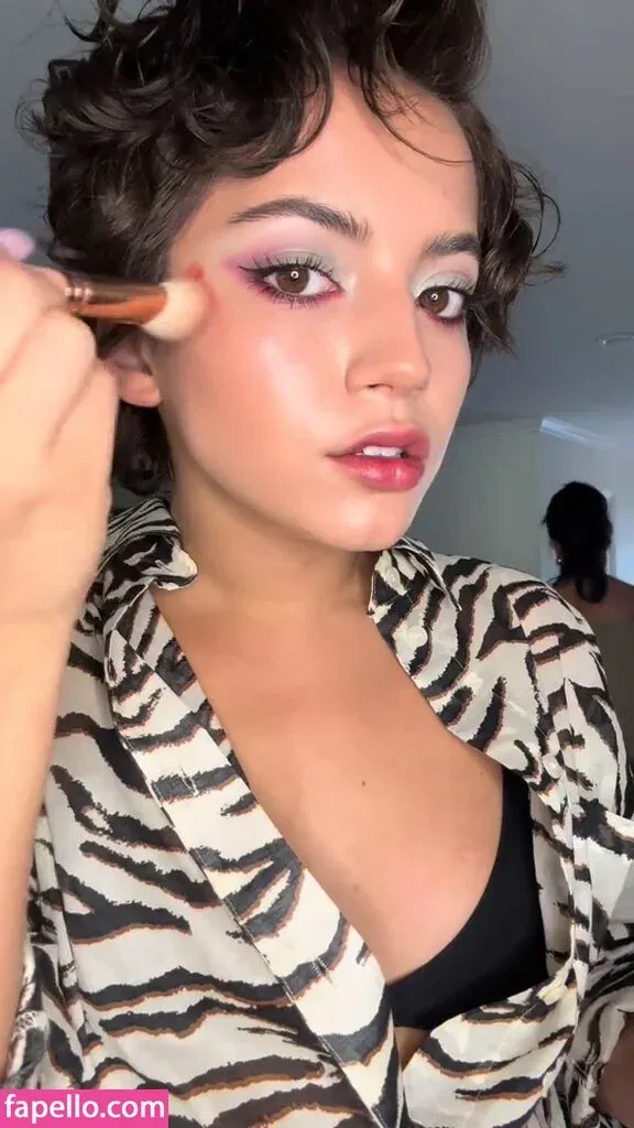 Isabela Merced / isabelamerced Onlyfans Photo Gallery 