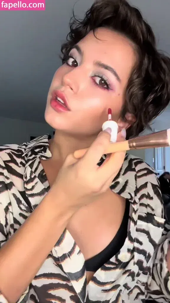 Isabela Merced / isabelamerced Onlyfans Photo Gallery 