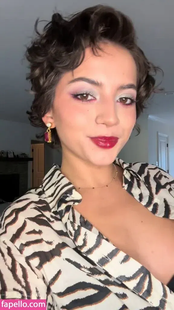 Isabela Merced / isabelamerced Onlyfans Photo Gallery 