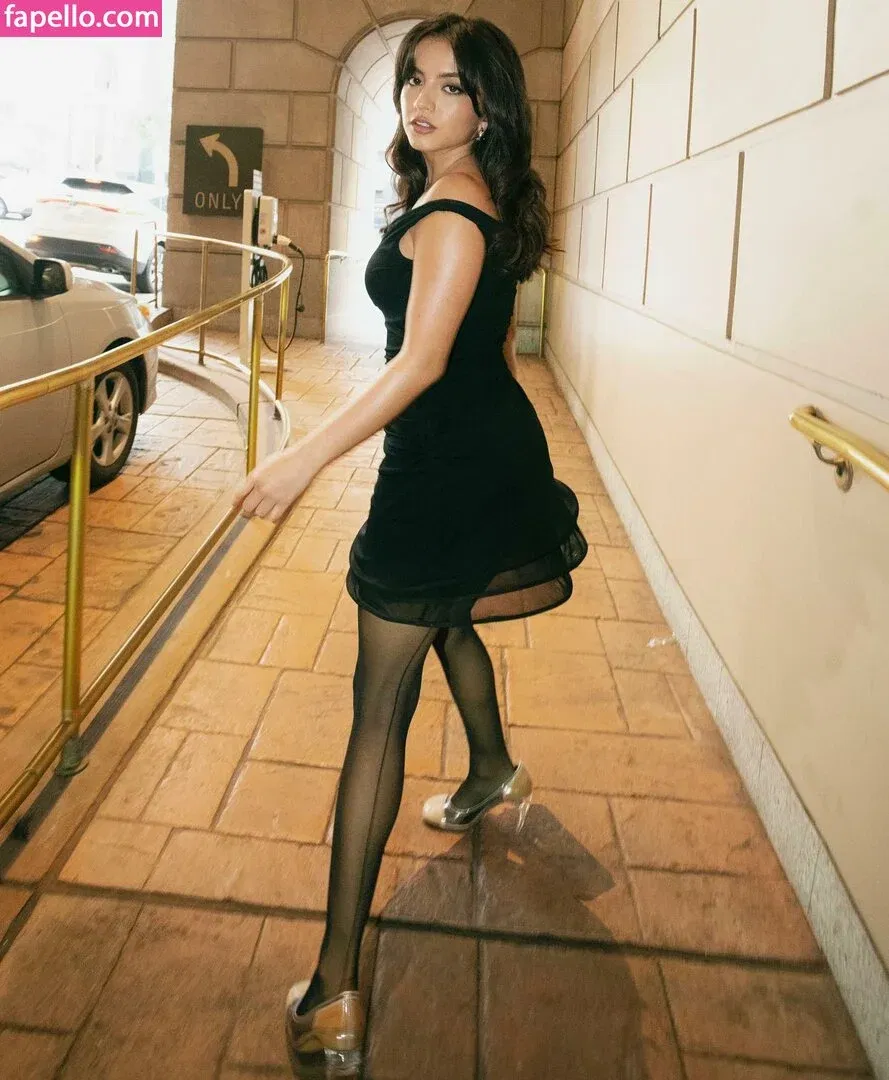 Isabela Merced / isabelamerced Onlyfans Photo Gallery 
