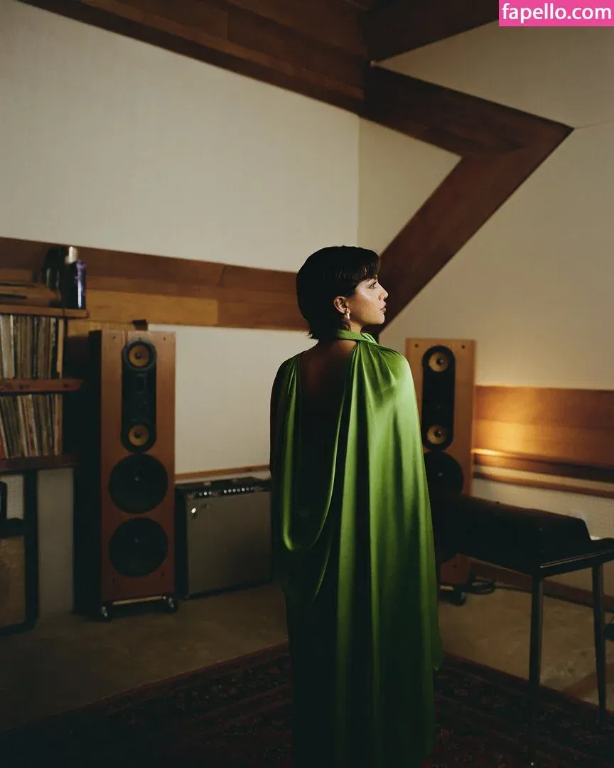 Isabela Merced / isabelamerced Onlyfans Photo Gallery 