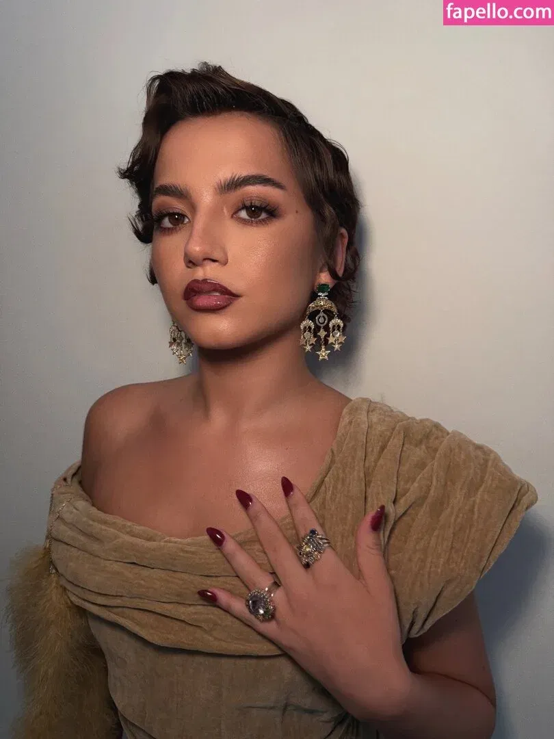 Isabela Merced / isabelamerced Onlyfans Photo Gallery 