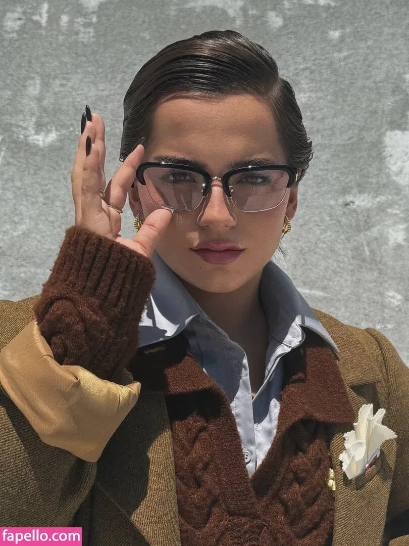 Isabela Merced / isabelamerced Onlyfans Photo Gallery 