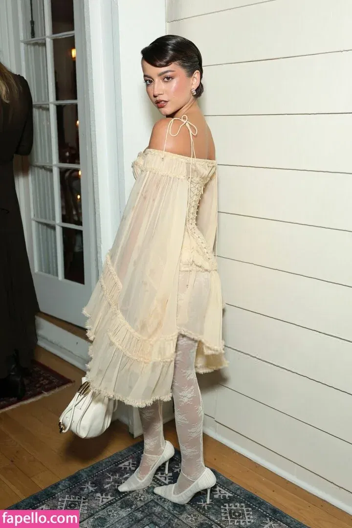 Isabela Merced / isabelamerced Onlyfans Photo Gallery 