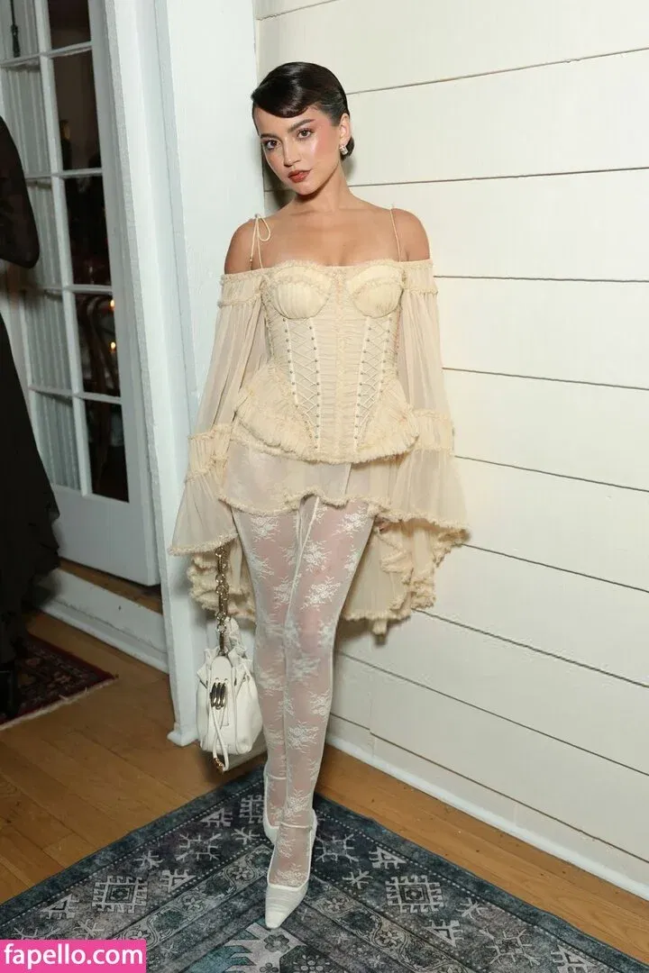 Isabela Merced / isabelamerced Onlyfans Photo Gallery 