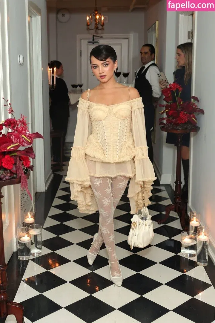 Isabela Merced / isabelamerced Onlyfans Photo Gallery 